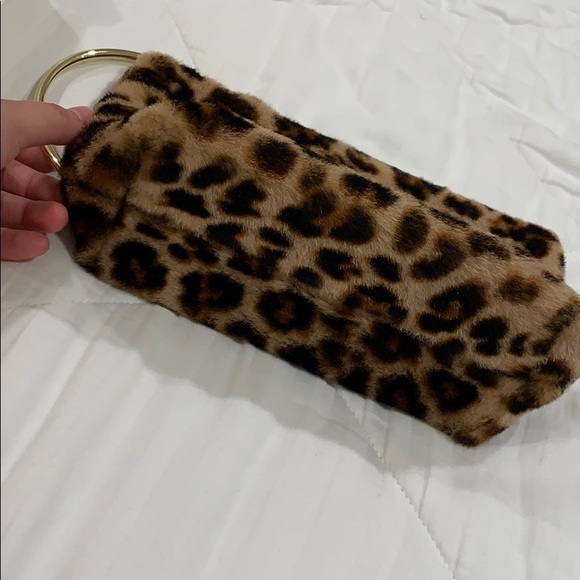 🆕 THACKER NYC: Leopard Clutch w/ Gold Ring - Picture 8 of 8